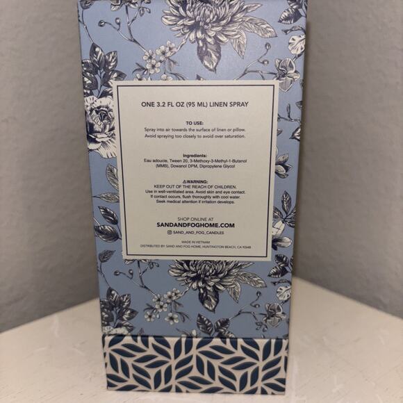 Sand + Fog Beach Linen Linen Spray 3.2 fl Fabric Room NEW - Picture 2 of 3